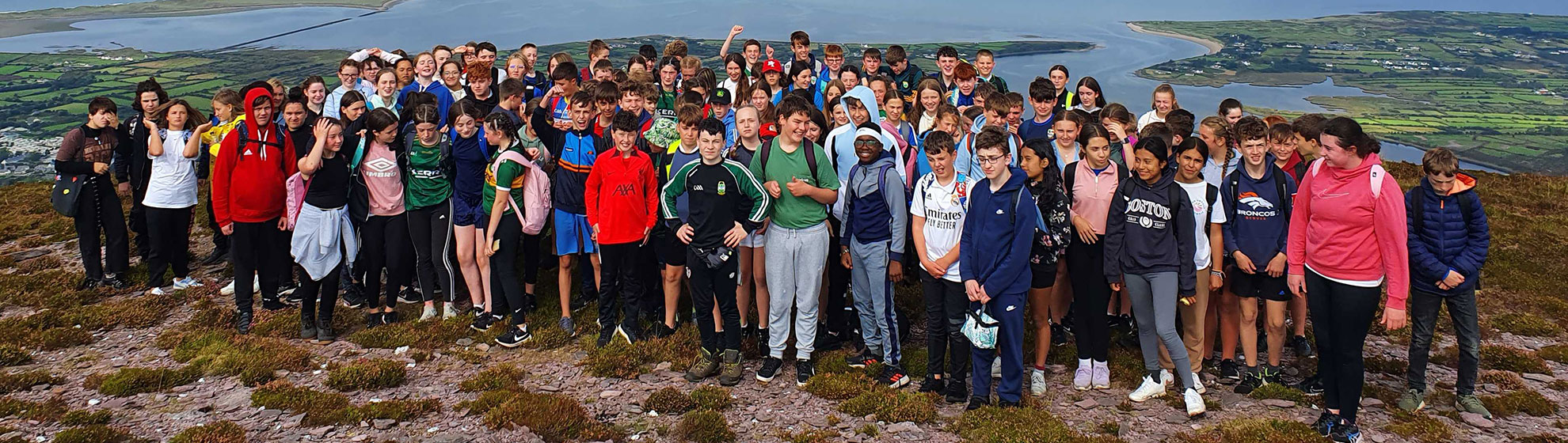 ISK students climbing seefin mountain 2022