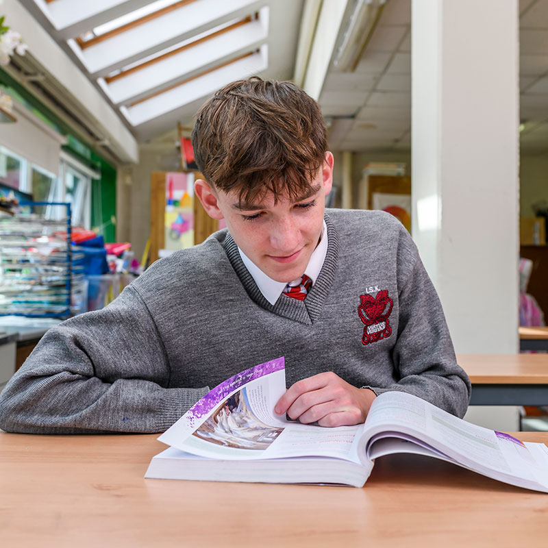 ISK Student in Library